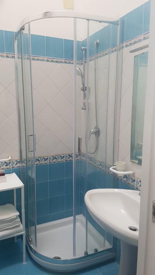 Appartamenti Su Piazza Matteotti Forio Centralissimi Buitenkant foto