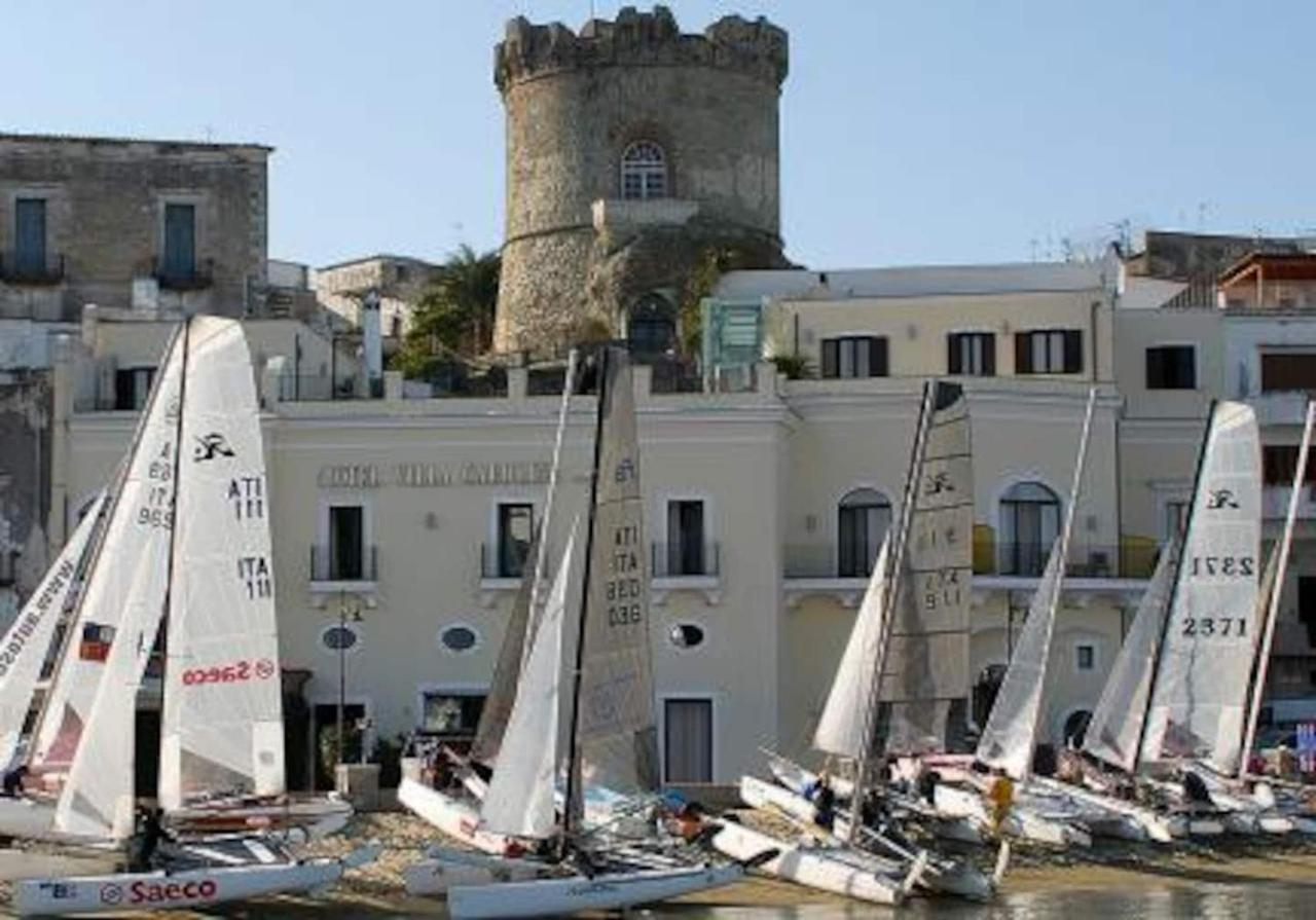 Appartamenti Su Piazza Matteotti Forio Centralissimi Buitenkant foto