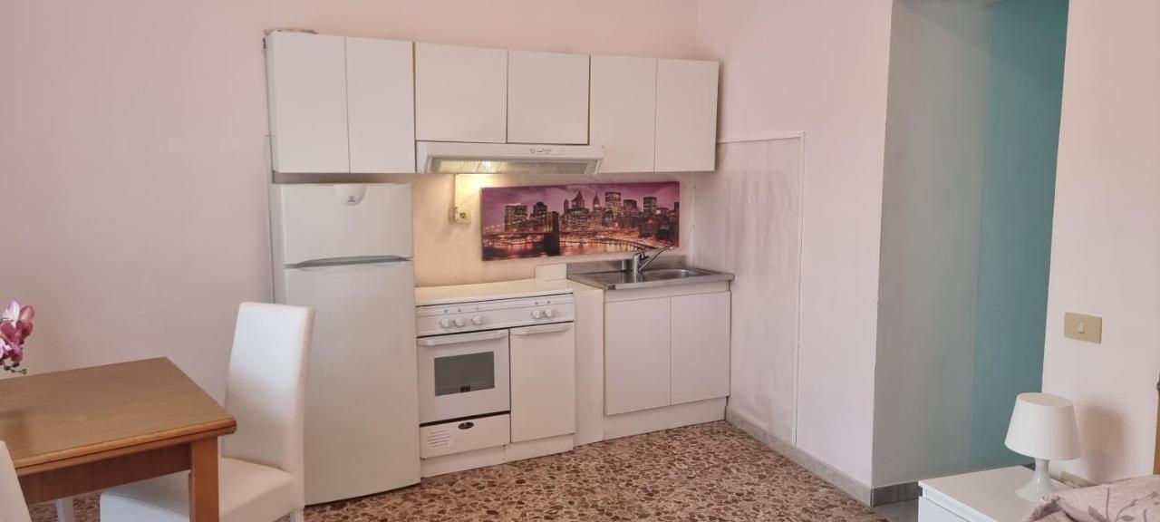 Appartamenti Su Piazza Matteotti Forio Centralissimi Buitenkant foto